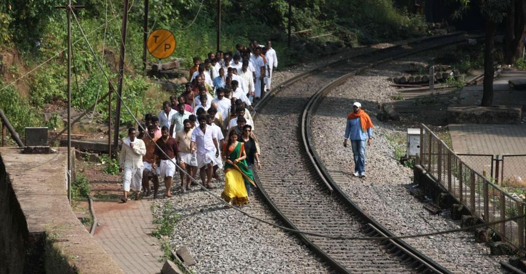 On The Set Of Chennai Express (2013) Behind the Scenes