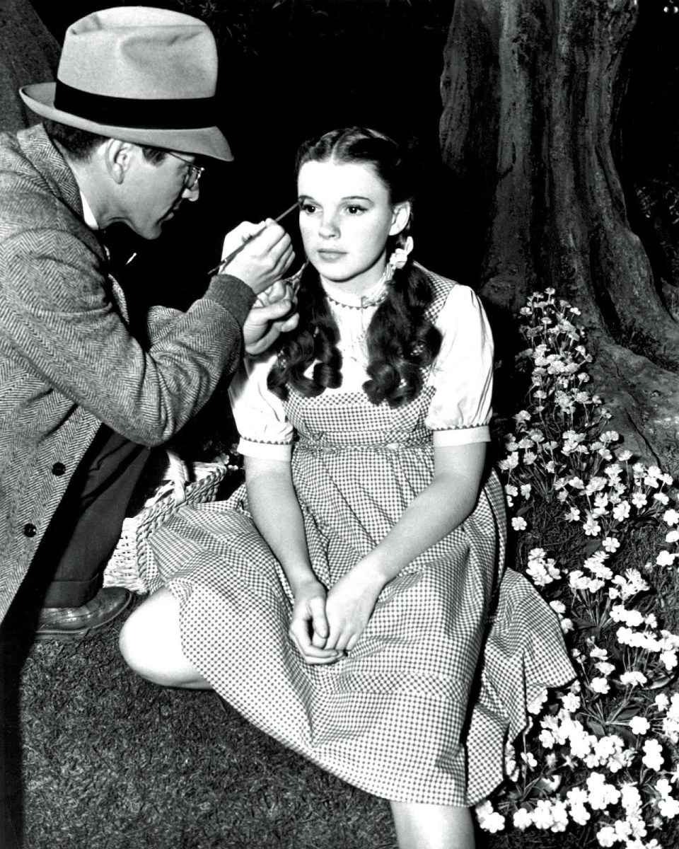 The Wizard of Oz Behind the Scenes Photos & Tech Specs