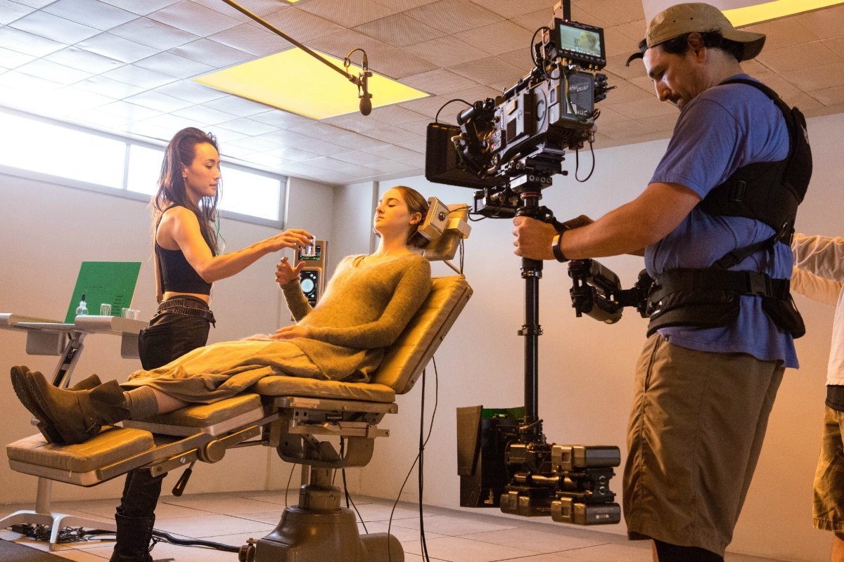 Divergent Behind the Scenes Photos & Tech Specs