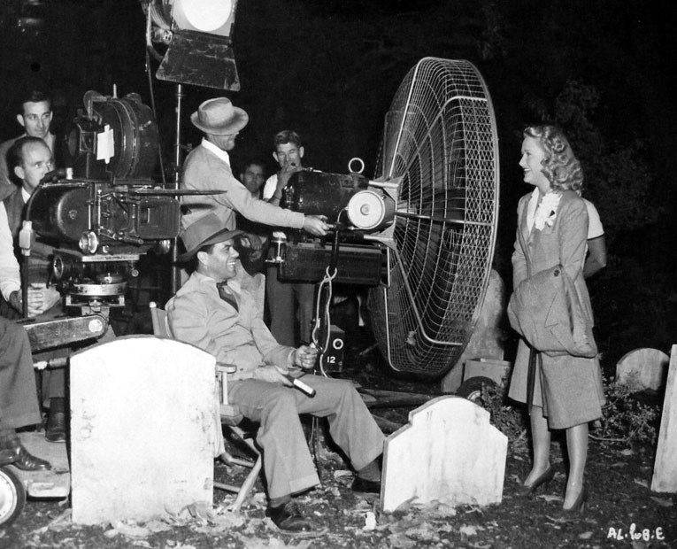 Arsenic and Old Lace (1944) Behind the Scenes