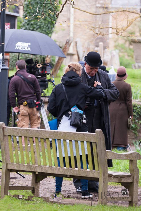 Downton Abbey Behind the Scenes Photos & Tech Specs