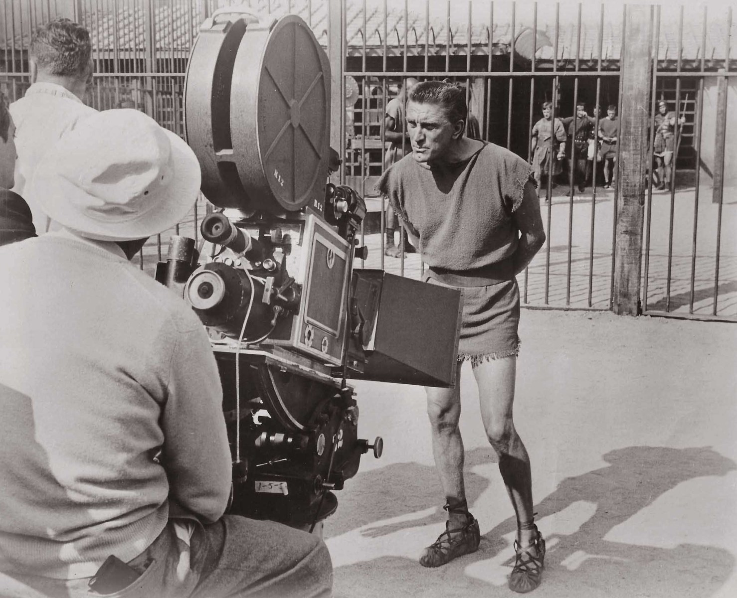 Kirk Douglas in Spartacus (1960) Behind the Scenes