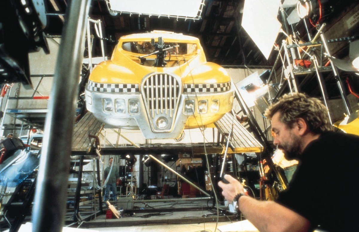 The Fifth Element Behind the Scenes Photos & Tech Specs