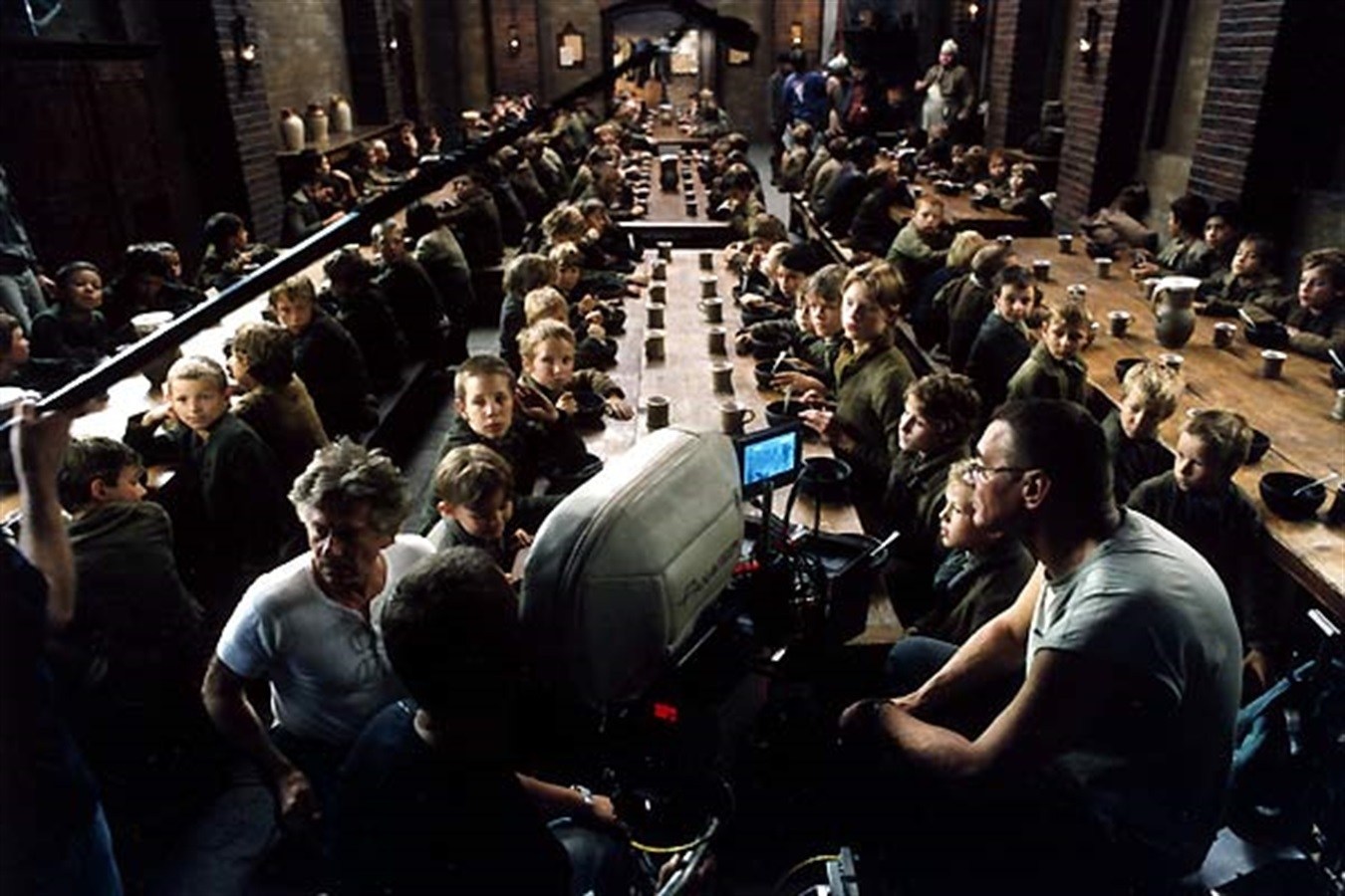 On the Set of Oliver Twist (2005) Behind the Scenes