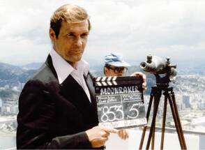 Roger Moore On The Set